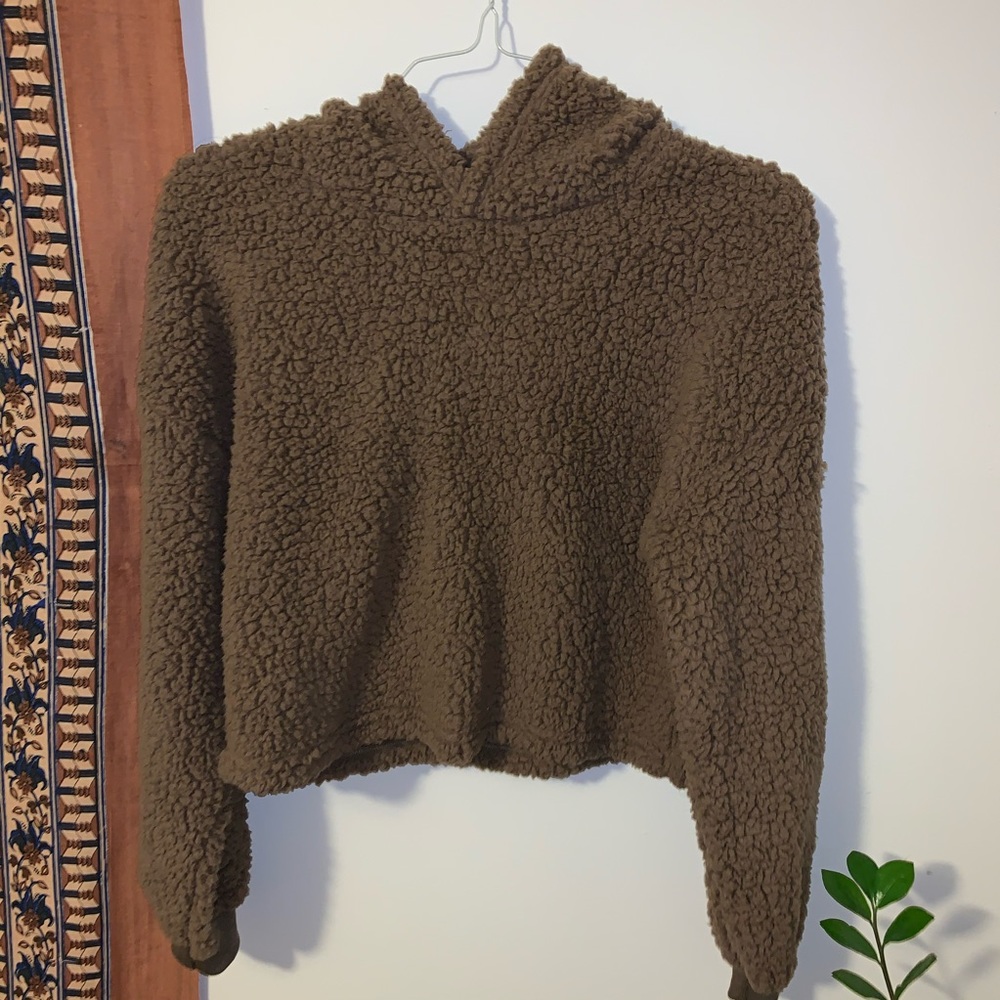 fuzzy crop top sweatshirt